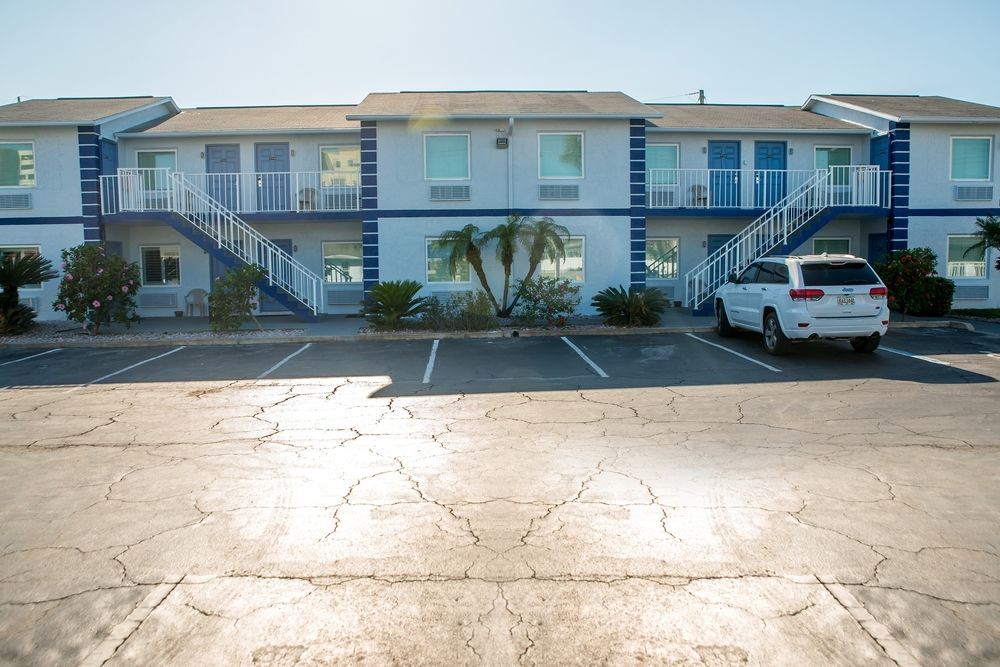 Atlantic Inn Indian Harbour Beach Exterior photo